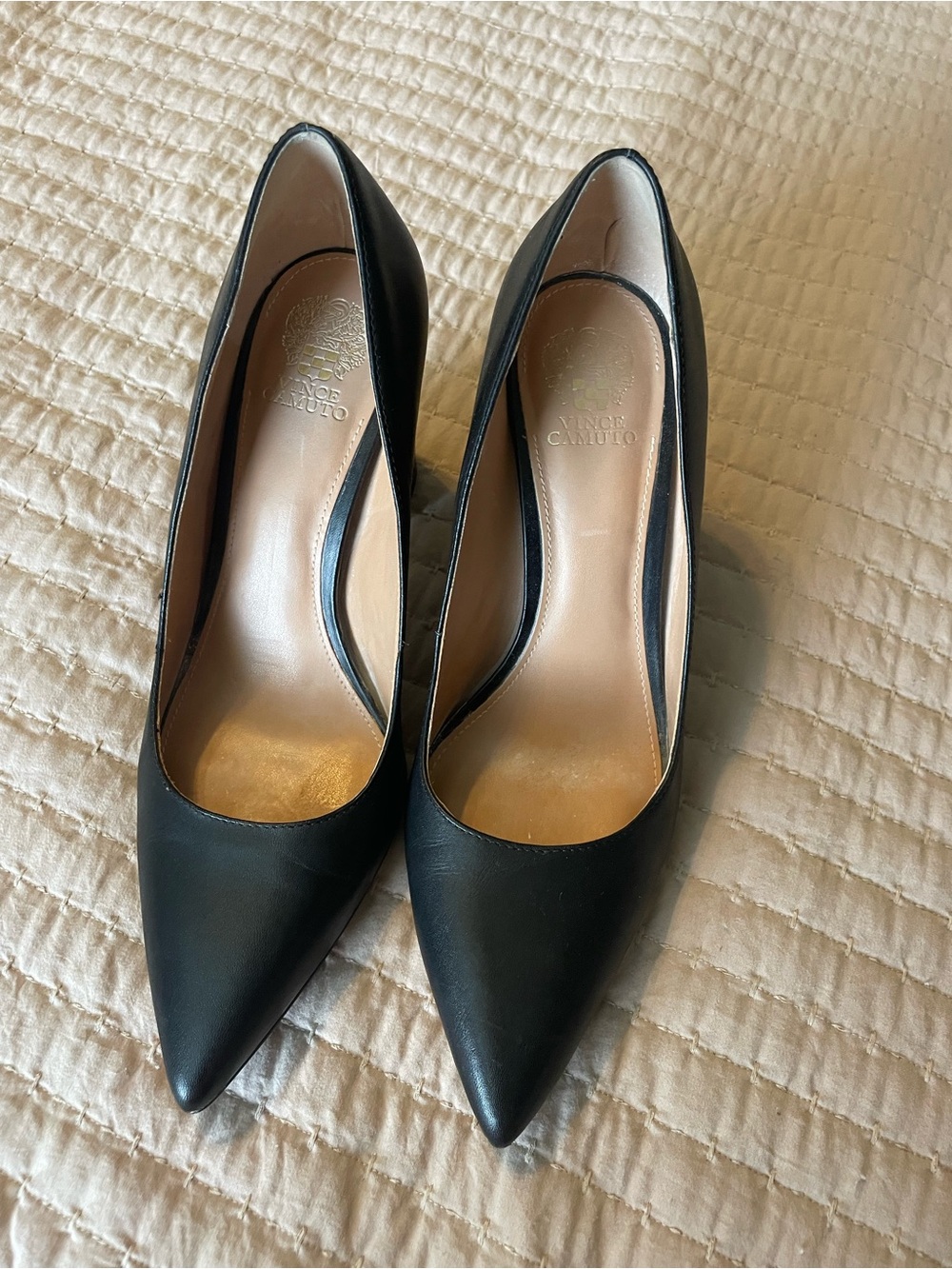 Vince Camuto Ableen Black Leather Block Heel Pumps - size 10